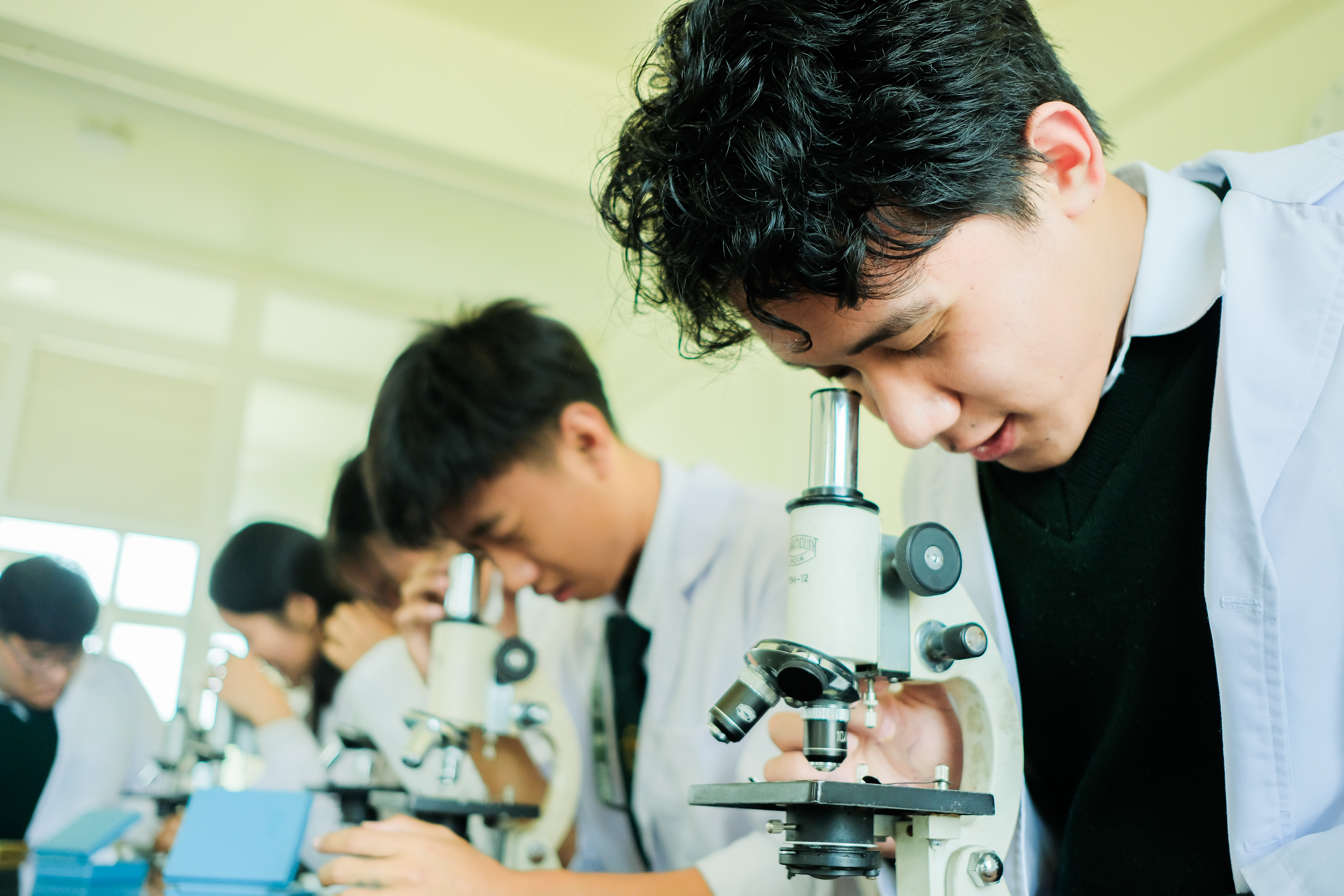 Science Laboratories - 6